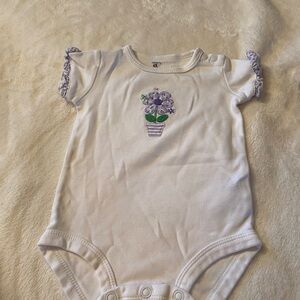 Carter’s Girl Onesie Size 3M